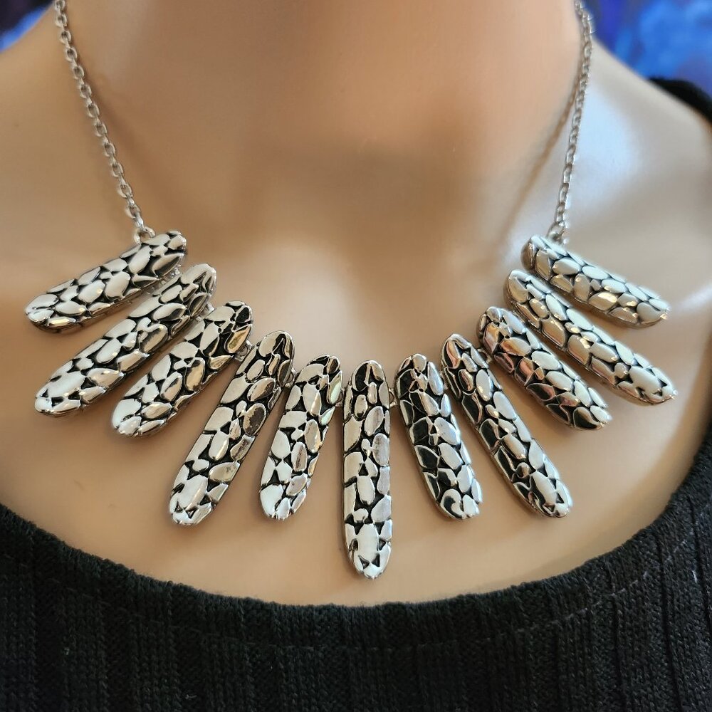 Animal print necklace from the animal rescue site - black silver